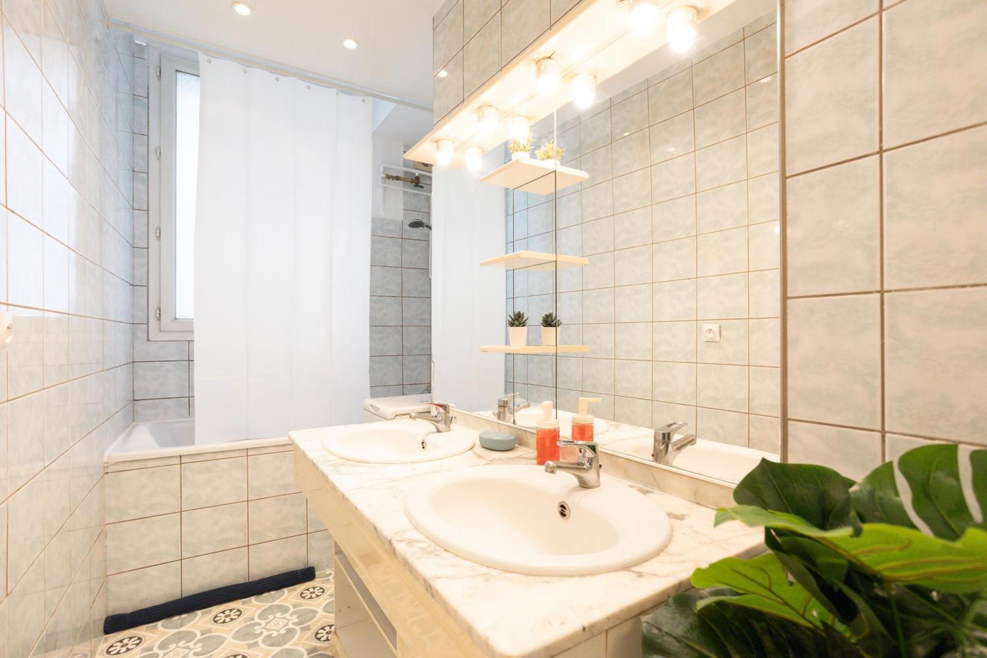 Luxury Parisian Apartment Notre Dame Saint Germain Des Pres Ngoại thất bức ảnh