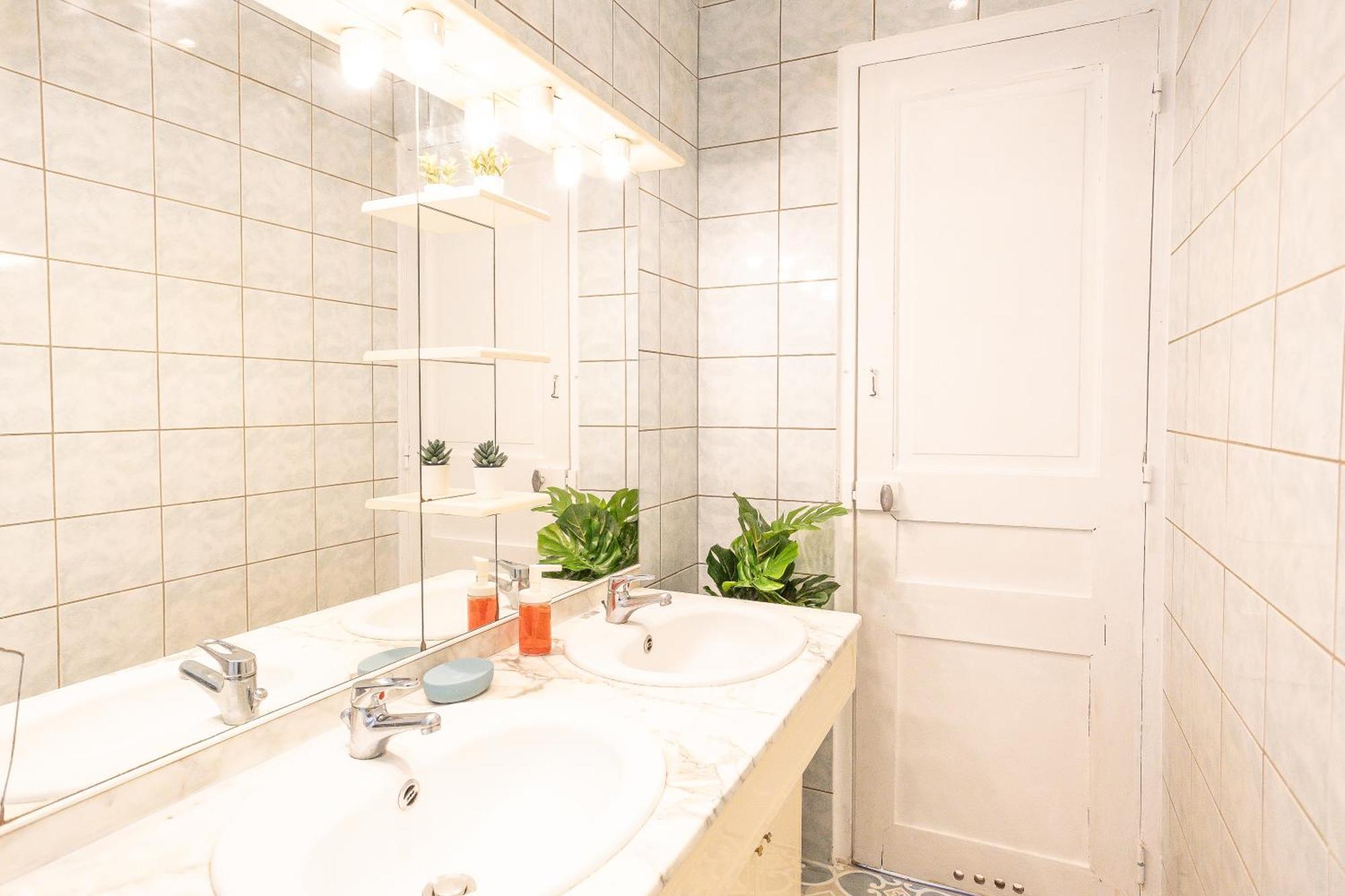Luxury Parisian Apartment Notre Dame Saint Germain Des Pres Ngoại thất bức ảnh